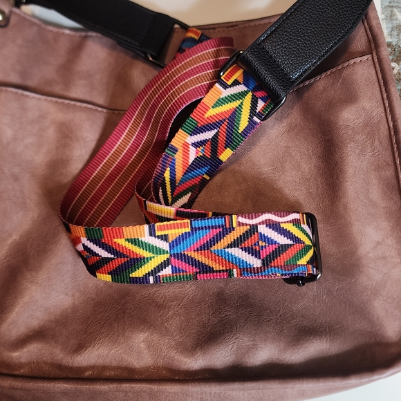 NWOT! Stylish Pink Shoulder Bag with Leopard Strap & FREE 2nd Strap - Picture 2 of 12